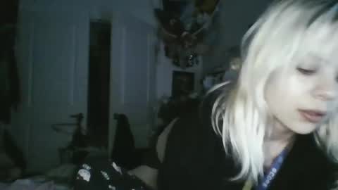 Snapshot of lolalixx6969 chatting on 12.10.24 Lola Lixx online show from 12.10.24