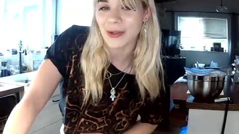Lola Lixx online show from 07.14.26