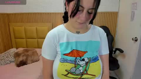 Snapshot of lolamaxi chatting on 06.16.26 LOLA online show from 06.16.26