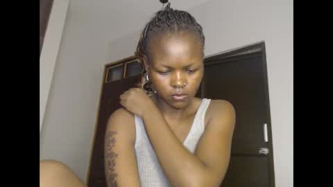 lolamia7 online show from 03.10.25