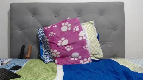 Lola online show from 01.14.25