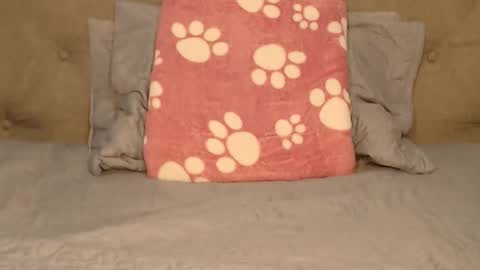 Lola online show from 10.04.25