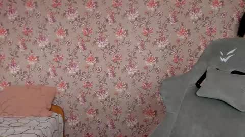 Lola Next stream January 6th at 0500am  30 minutes GMT online show from 04.20.26