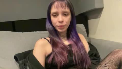 Snapshot of lole6913 chatting on 05.17.26 lole online show from 05.17.26