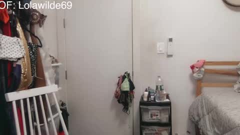 Lolita Wildes Back  online show from 09.16.25