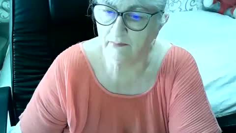 LolkaAlyss online show from 02.19.25