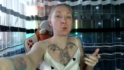 Lisa online show from 01.07.26