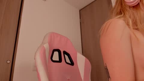 Lolly  online show from 03.07.25