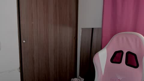 Lolly  online show from 09.14.25