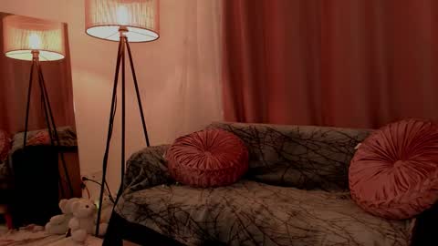 Lolly  online show from 10.17.25