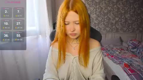Snapshot of lonalye chatting on 06.22.26 lona online show from 06.22.26
