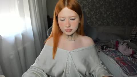 Snapshot of lonalye chatting on 08.01.26 lona online show from 08.01.26