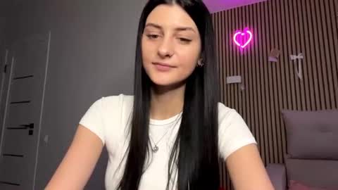 Snapshot of lonapalacio chatting on 07.07.26 Tina online show from 07.07.26