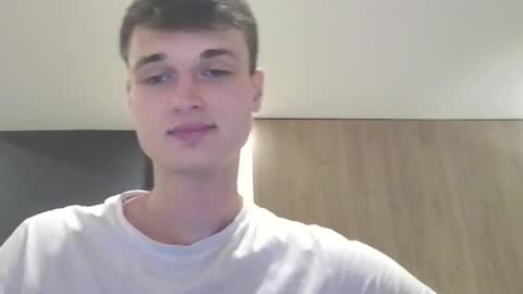 london_tomy online show from 10.04.25