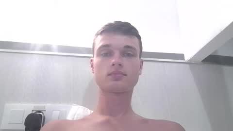 london_tomy online show from 12.03.25