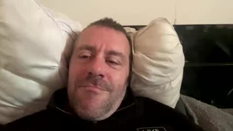 Snapshot of londonsbigbenxxx chatting on 10.02.25 londonsbigbenxxx online show from 10.02.25