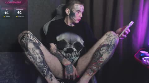 Snapshot of lone1ycrystal chatting on 01.08.25 Chris online show from 01.08.25