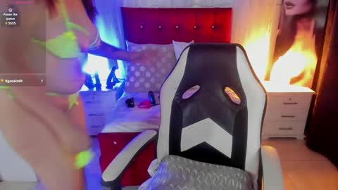 Jennifer  online show from 02.06.25