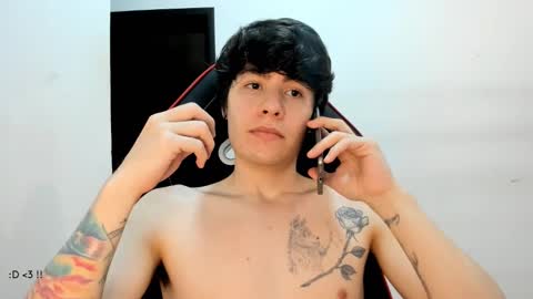 Snapshot of lonelyhotboy0 chatting on 03.08.25 Kevin online show from 03.08.25