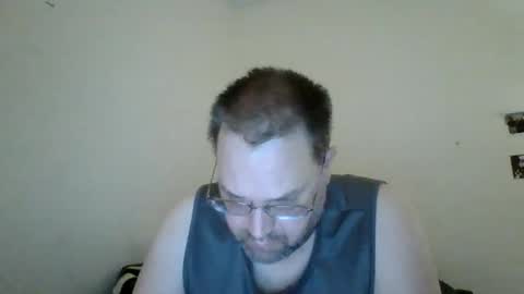 Lonely Man online show from 03.05.26