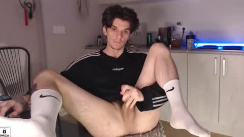 PVT AND MENU ACTIVE online show from 10.04.25