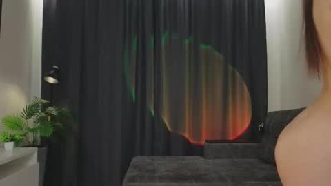 Shy EvaStreams are everyday 9 AM - 3 PM GMT 3  online show from 09.21.25