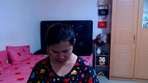 Snapshot of longasiansausage chatting on 09.30.25 TOPwithEXTRABiG online show from 09.30.25