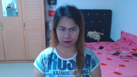 Snapshot of longasiansausage chatting on 10.13.25 TOPwithEXTRABiG online show from 10.13.25