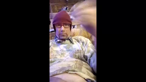 Snapshot of longdonglouie47 chatting on 03.03.26 longdonglouie47 online show from 03.03.26