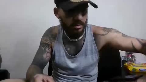 Snapshot of longh269511 chatting on 10.01.25 hades sex hot online show from 10.01.25