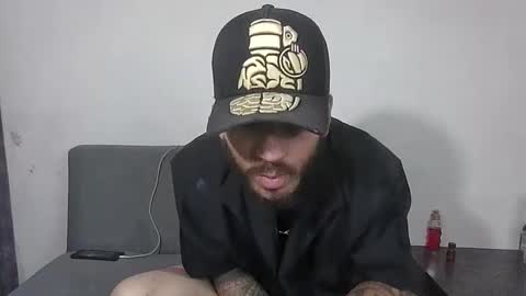 Snapshot of longh269511 chatting on 10.10.25 hades sex hot online show from 10.10.25