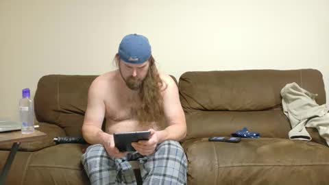 Snapshot of longhairedfreak1921 chatting on 11.18.25 longhairedfreak1921 online show from 11.18.25