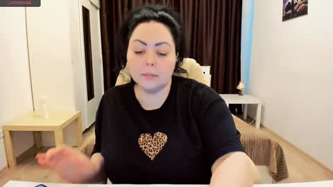 Nina online show from 01.31.25