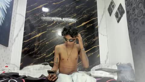 lonjitas_twink_hot online show from 05.17.26