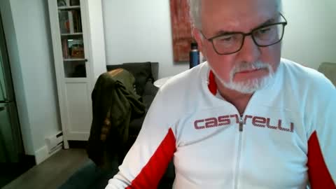 loop102 online show from 09.16.25