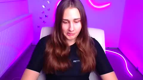 Lora online show from 11.15.25