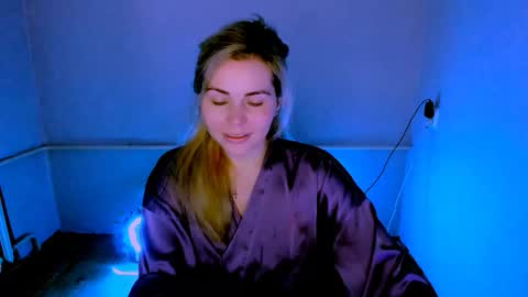 Lora online show from 03.23.26