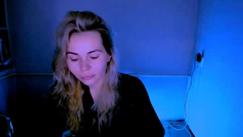 Snapshot of loraboyar chatting on 04.23.26 Lora online show from 04.23.26