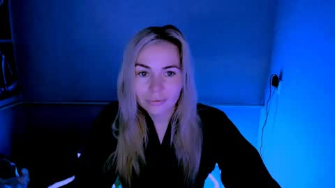 Snapshot of loraboyar chatting on 04.27.26 Lora online show from 04.27.26