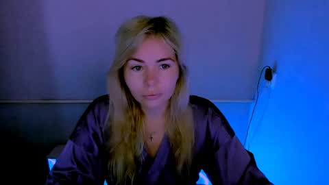 Snapshot of loraboyar chatting on 05.07.26 Lora online show from 05.07.26