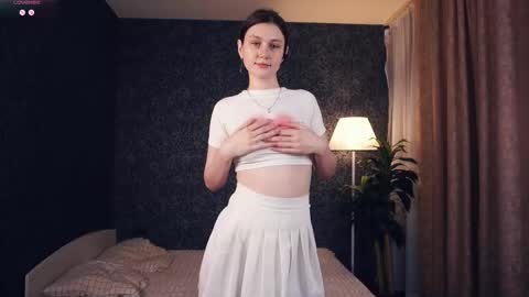 Snapshot of loradarter chatting on 11.13.25 Lora online show from 11.13.25