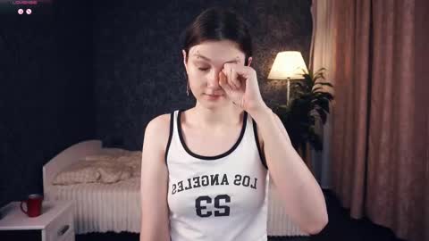 Snapshot of loradarter chatting on 11.26.25 Lora online show from 11.26.25