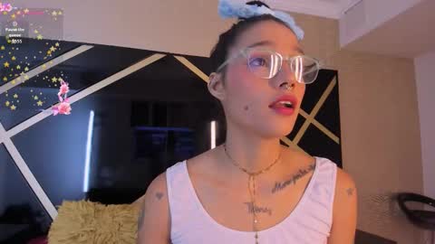 loraineblake online show from 12.15.25