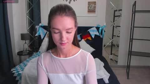 Ur sensual Lora online show from 09.28.25