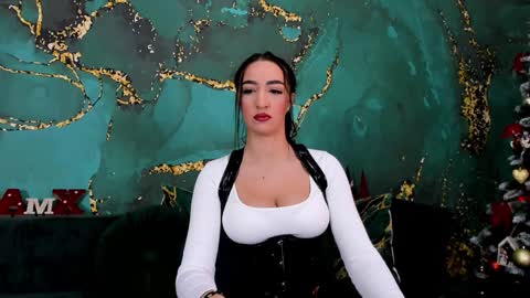 Snapshot of lorawarnner chatting on 12.13.24 Miss online show from 12.13.24