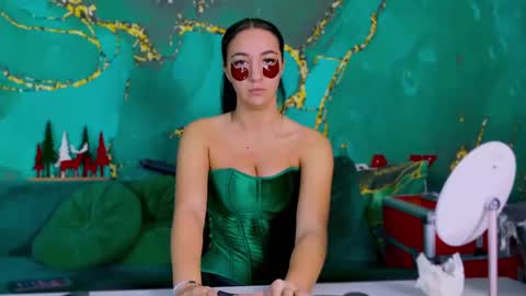 Snapshot of lorawarnner chatting on 12.28.24 Miss online show from 12.28.24