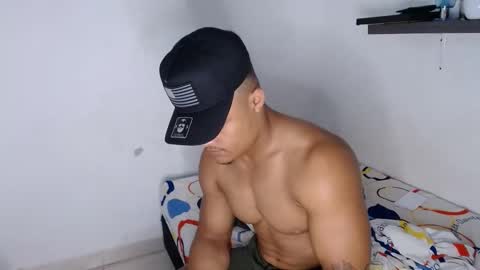 Snapshot of lordblaze_ chatting on 11.17.25 Dominic online show from 11.17.25