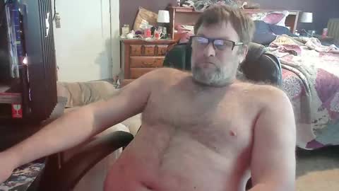 Snapshot of lordimaran chatting on 02.13.25 lordimarans room online show from 02.13.25