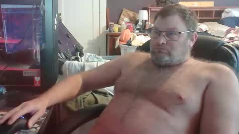 Snapshot of lordimaran chatting on 10.25.25 lordimarans room online show from 10.25.25