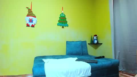 Loren Grey online show from 12.04.25